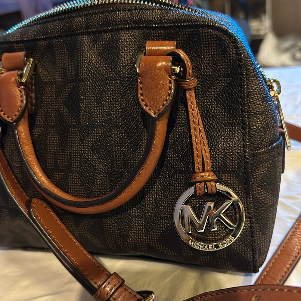 Michael Kors Crossbody Bag